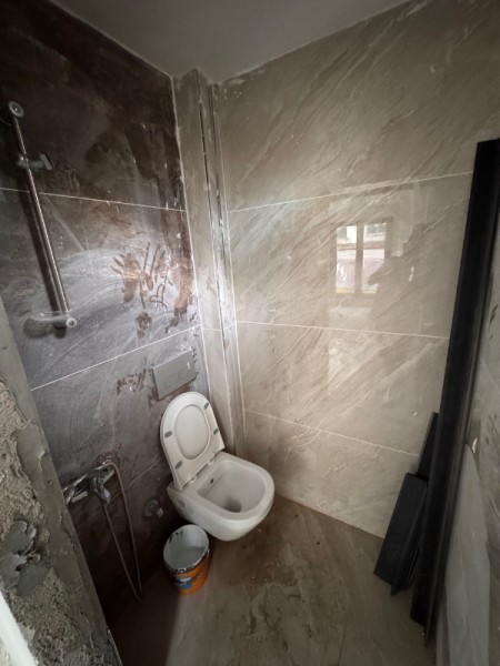 Alibeyköy Çarşı İçinde Sıfır 2+1 Daire – Balkonlu, Kapalı Mutfaklı, Asansörlü