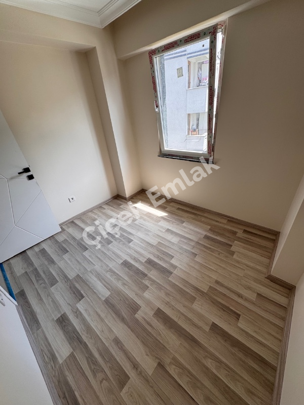 Güzeltepe'de Metroya Yakın, Sıfır 2+1 Daire – Asansörlü, Balkonlu, Kapalı Mutfaklı