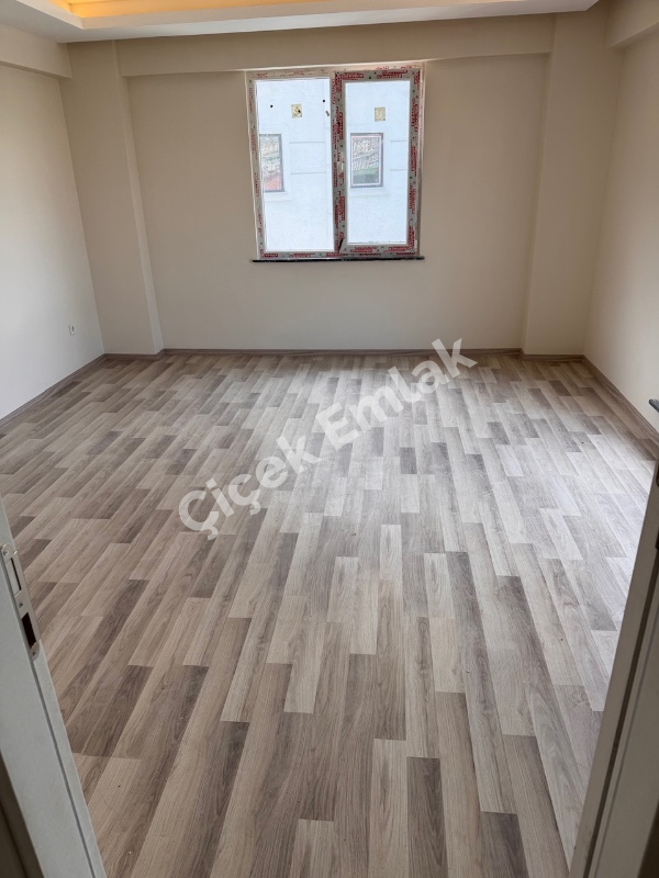 Güzeltepe'de Metroya Yakın, Sıfır 2+1 Daire – Asansörlü, Balkonlu, Kapalı Mutfaklı