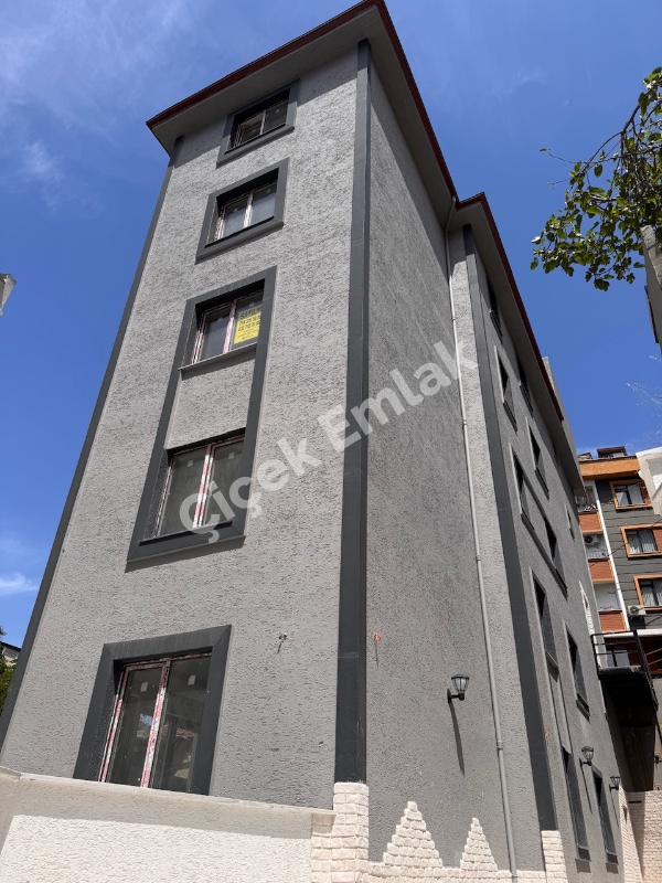 Güzeltepe'de Metroya Yakın, Sıfır 2+1 Daire – Asansörlü, Balkonlu, Kapalı Mutfaklı