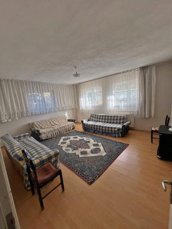 AFYON ÜÇOK EMLAKTAN ALİ İHSAN PAŞA MAHALLESİNDE 3+1 EŞYALI BAHÇE KATI DAİRE 