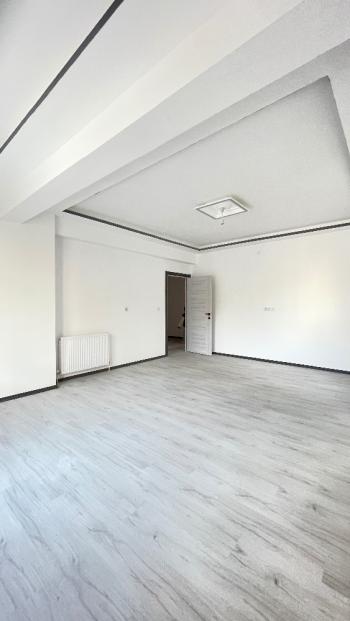 GÜVENAY – ÇORUM ATA CADDESİ LOZAN EVLER KARŞISI – SATILIK 3+1 DAİRE