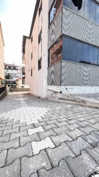 GÜVENAY – ÇORUM ATA CADDESİ LOZAN EVLER KARŞISI – SATILIK 3+1 DAİRE