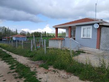 GÜVENAY – ÇORUM MERKEZ BUĞET CİVARI – 550 m² SATILIK HOBİ BAHÇESİ