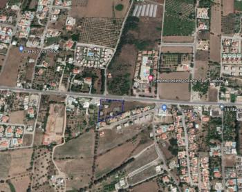 Kıbrıs Girne Karşıyaka Bölgesinde Ana Yol Üzeri Ticari  satılık 4250 m2 Arazi 