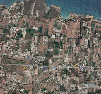 Kıbrıs Girne Karşıyaka Bölgesinde Ana Yol Üzeri Ticari  satılık 4250 m2 Arazi 