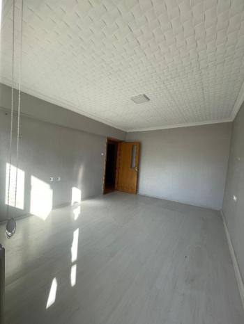 AFYON ÜÇOK EMLAKTAN İSTİKLAL MAH KİRALIK 3+1 TEMİZ DAİRE