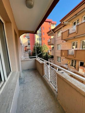 AFYON ÜÇOK EMLAKTAN İSTİKLAL MAH KİRALIK 3+1 TEMİZ DAİRE