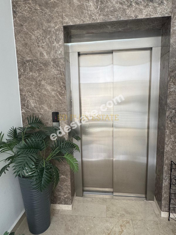 Lefkoşa Küçük Kaymaklı'da 95 m2 Full Eşyalı Satılık 2+1 Daire ( 1 Yıllık Daire)