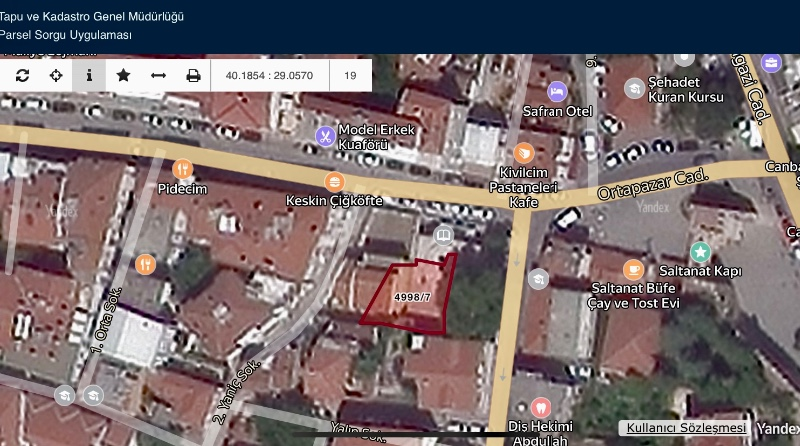DijitalEmlak’tan Tophane Saltanat kapısında 2 katlı bahçeli Otel Ruhsatlı Ana Cadde üzeri Satılık Kople Bina. 