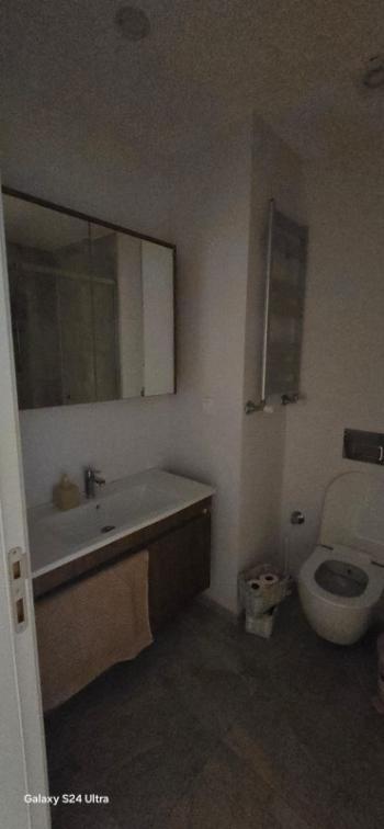 Lamer Dragos'ta eşyalı kiralık 1+0 stüdyo daire.