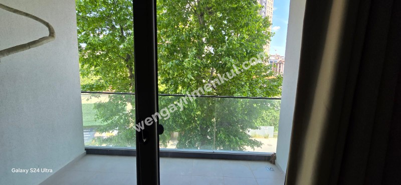 Lamer Dragos'ta eşyalı kiralık 1+0 stüdyo daire.