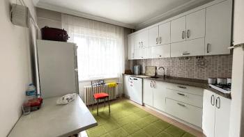 Güvenay - Çorum Albayrak İlkokulu Civarı 3+1 Satılık Daire 