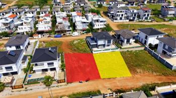 Didim Efeler Mahallesi'nde Satılık 2 Adet 300 m² Villa Arsası