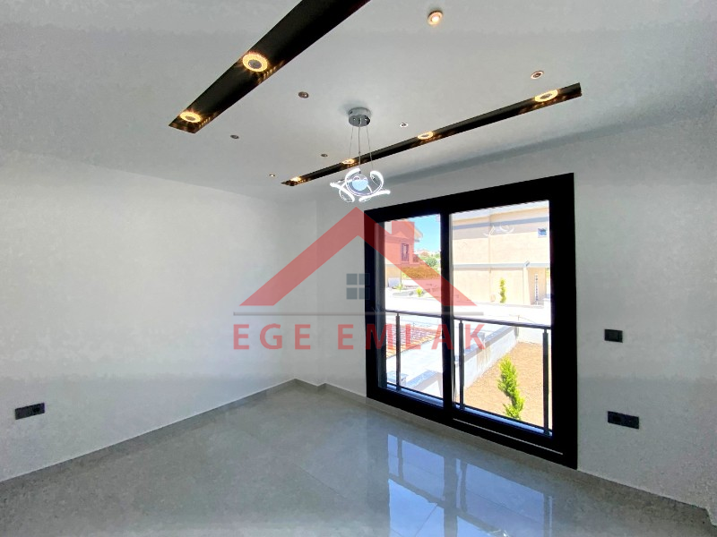 Didim'de Satılık Akıllı Sistemli Villa