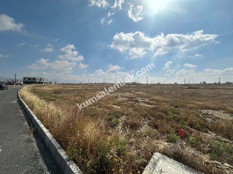 LEFKOŞA AYDEMET METEHAN BÖLGESİNDE SATILIK ARSA