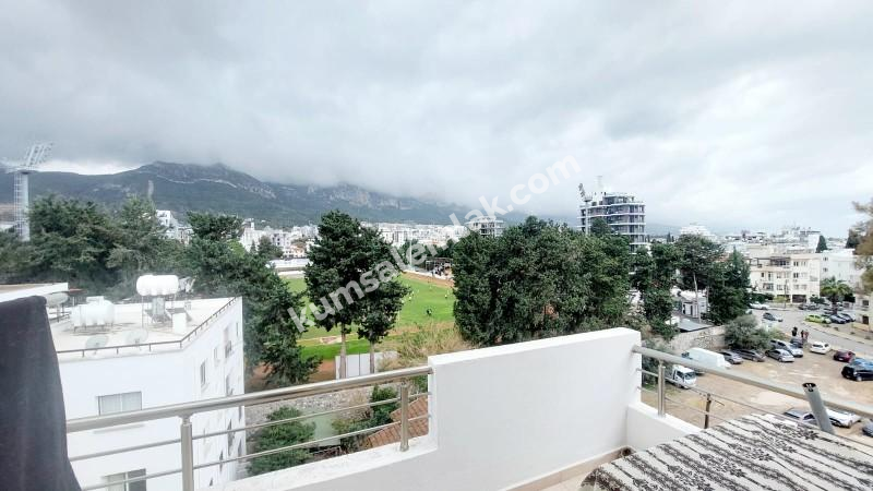 GİRNE MERKEZ BÖLGESİNDE SATILIK PENTHOUSE 