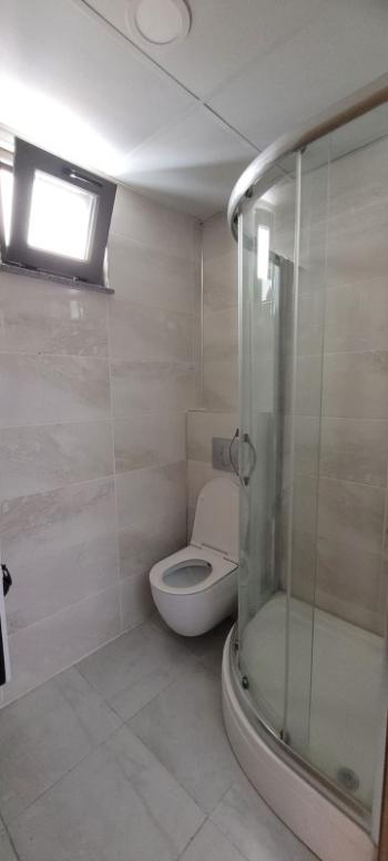 RESMİ KURUMLARA YAKIN OFİS KULLANIMINA UYGUN DAİRE 