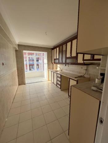 AFYON ÜÇOK EMLAKTAN KANLICA MAH SATILIK 3+1 TEMİZ BAKIMLI DAİRE