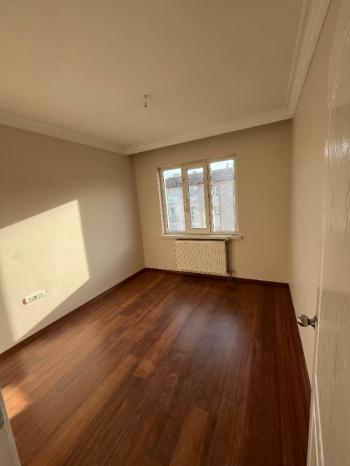 AFYON ÜÇOK EMLAKTAN KANLICA MAH SATILIK 3+1 TEMİZ BAKIMLI DAİRE