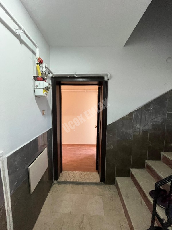 AFYON ÜÇOK EMLAKTAN KANLICA MAH SATILIK 3+1 TEMİZ BAKIMLI DAİRE