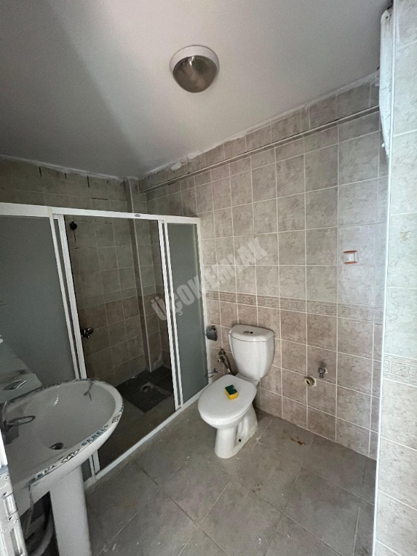 AFYON ÜÇOK EMLAKTAN KANLICA MAH SATILIK 3+1 TEMİZ BAKIMLI DAİRE