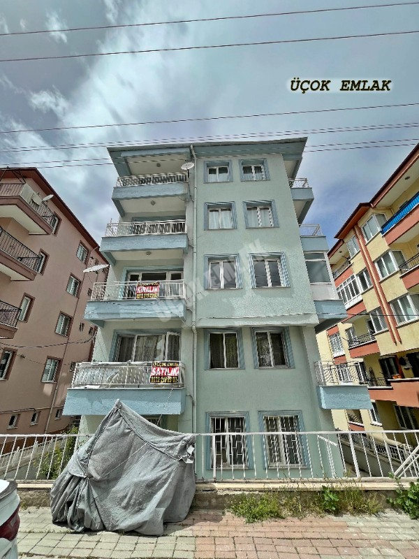 AFYON ÜÇOK EMLAKTAN ESENTEPE CADDE ÜZERİ SATILIK 3+1 DAİRE