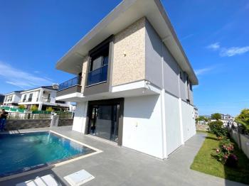 Didim Efeler Mahallesinde 3+1 Tam Müstakil Villa