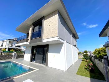 Didim Efeler Mahallesinde 3+1 Tam Müstakil Villa