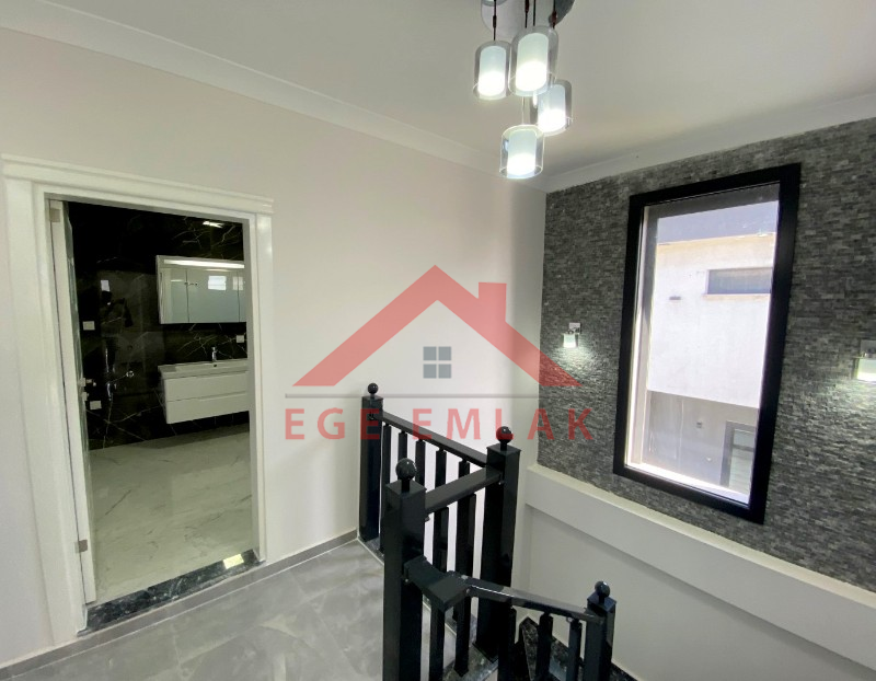 Didim Efeler Mahallesinde 3+1 Tam Müstakil Villa