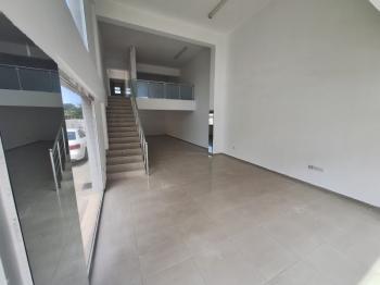 MAGUSADA SALAMİS YOLU UZERİ KİRALK DUKKAN
