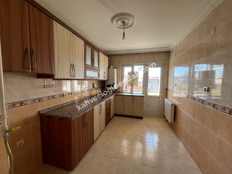 KAHVECİOĞLU EMLAK'DAN YİĞİTLER MAH SATILIK DAİRE