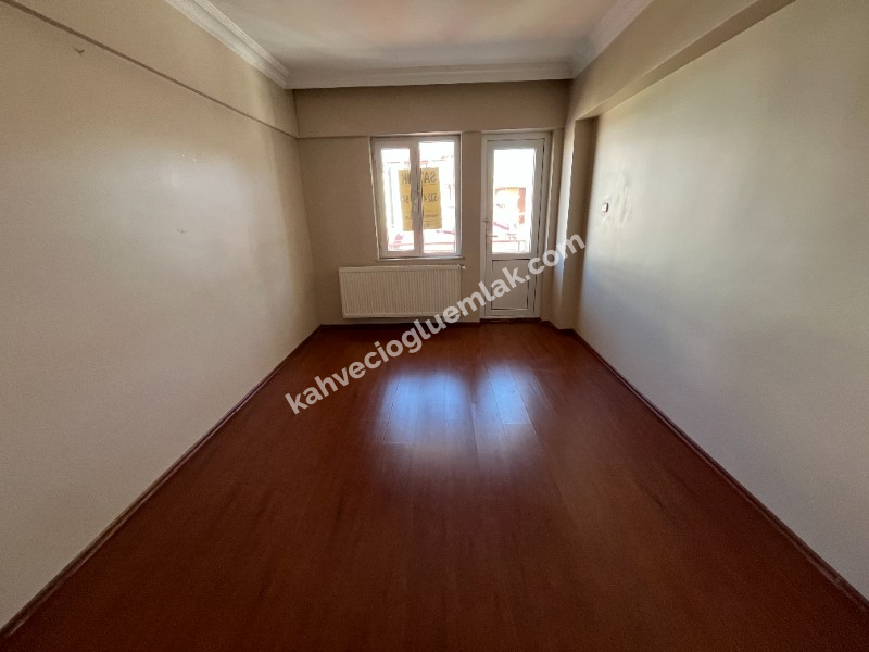 KAHVECİOĞLU EMLAK'DAN YİĞİTLER MAH SATILIK DAİRE