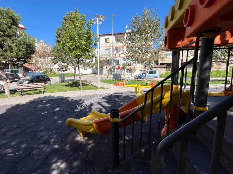 KAHVECİOĞLU EMLAK'DAN YİĞİTLER MAH SATILIK DAİRE