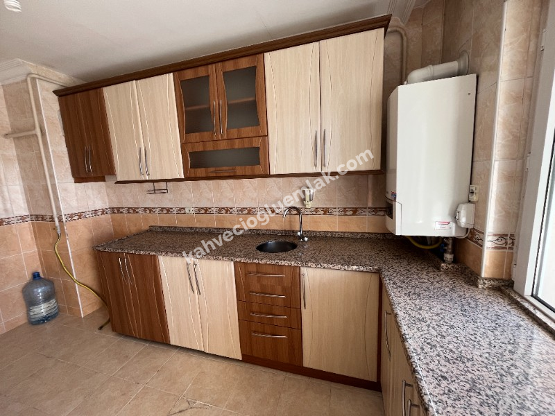 KAHVECİOĞLU EMLAK'DAN YİĞİTLER MAH SATILIK DAİRE