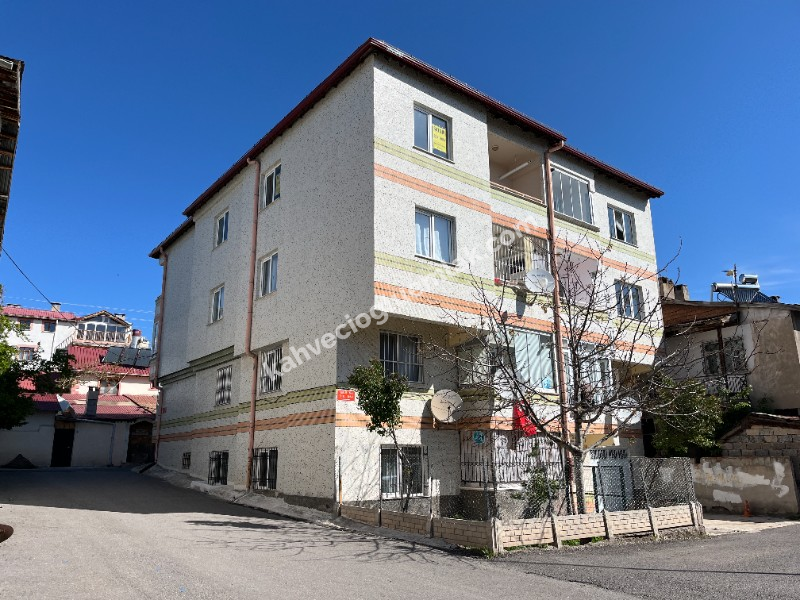 KAHVECİOĞLU EMLAK'DAN YİĞİTLER MAH SATILIK DAİRE