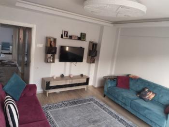 EMLAK HABERCİSİ 'NDEN MUDANYA ÖMERBEY KANALDA MERKEZİ NOKTADA  İÇİ SIFIR YAPILI 135 m2 3+1 DAİRE