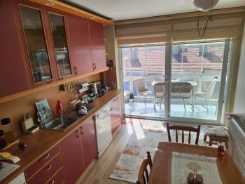 EMLAK HABERCİSİ 'NDEN MUDANYA ÖMERBEY  IŞIKLI YOLU MEVKİİDEFULL DENİZ MANZARALI E.BANYOLU 150 m2 MASRAFSIZ 3+1 DAİRE