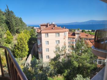 EMLAK HABERCİSİ 'NDEN MUDANYA ÖMERBEY  IŞIKLI YOLU MEVKİİDEFULL DENİZ MANZARALI E.BANYOLU 150 m2 MASRAFSIZ 3+1 DAİRE