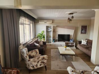 EMLAK HABERCİSİ 'NDEN MUDANYA ÖMERBEY  IŞIKLI YOLU MEVKİİDEFULL DENİZ MANZARALI E.BANYOLU 150 m2 MASRAFSIZ 3+1 DAİRE
