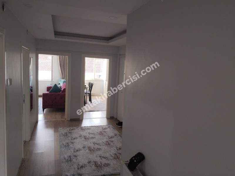 EMLAK HABERCİSİ 'NDEN MUDANYA ÖMERBEY KANALDA MERKEZİ NOKTADA  İÇİ SIFIR YAPILI 135 m2 3+1 DAİRE