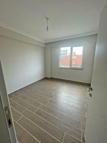 AFYON ÜÇOK EMLAKTAN MAREŞAL DE SIFIR AYARINDA LÜX 2+1 FIRSAT DAİRE