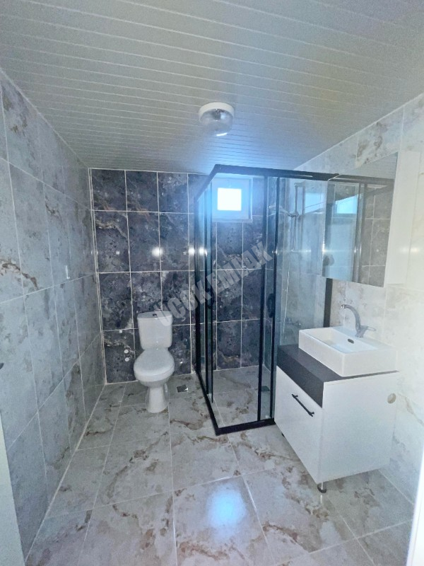 AFYON ÜÇOK EMLAKTAN MAREŞAL DE SIFIR AYARINDA LÜX 2+1 FIRSAT DAİRE