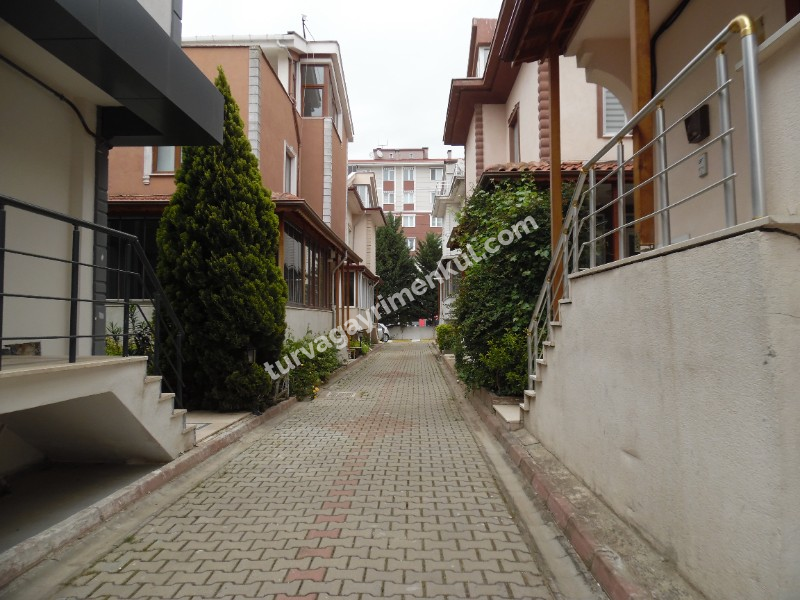 ÇORLU DOĞA SİTESİ VİLLALARINDA 5+1 SATILIK VİLLA 