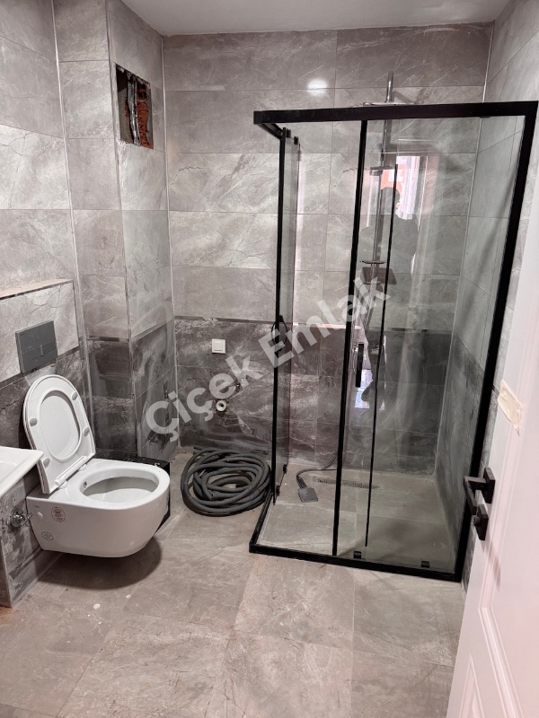 Alibeyköy Metroya 5 Dk | Sıfır 2+1 Kiralık Daire | Otoparklı - Yeşilpınar Emlak