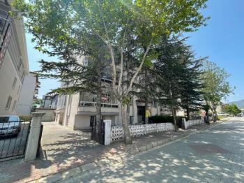 AFYON ÜÇOK EMLAKTAN ESENTEPE MAH KİRALIK 3+1 BAKIMLI DAİRE