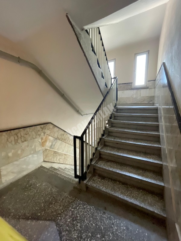 AFYON ÜÇOK EMLAKTAN ESENTEPE MAH KİRALIK 3+1 BAKIMLI DAİRE