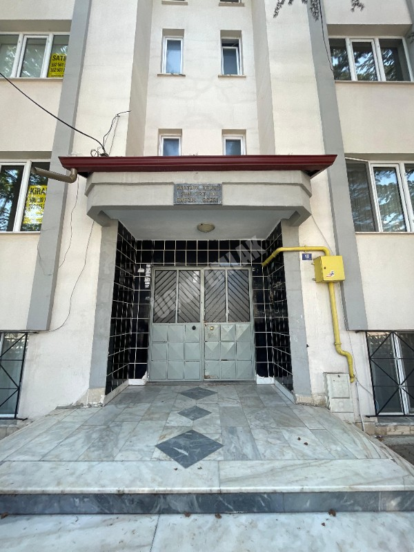 AFYON ÜÇOK EMLAKTAN ESENTEPE MAH KİRALIK 3+1 BAKIMLI DAİRE