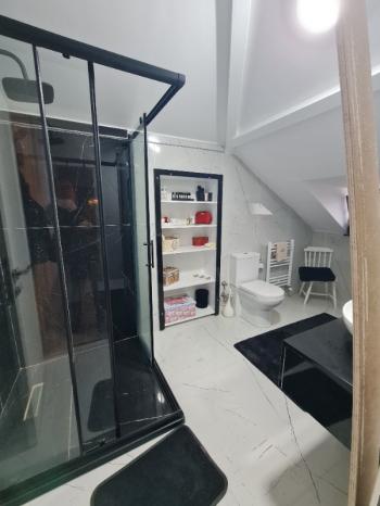 Erenköy de Cadde ve Marmaray Yakın Geniş 2+1 Konsept Lüks Dubleks Daire