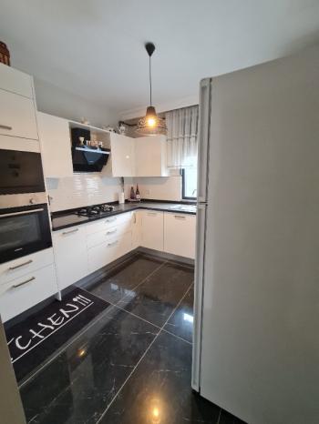 Erenköy de Cadde ve Marmaray Yakın Geniş 2+1 Konsept Lüks Dubleks Daire